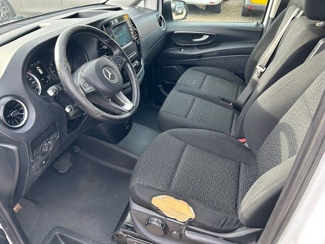 Hvid Mercedes Vito 116 fra 2021