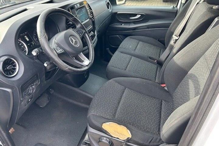 Hvid Mercedes Vito 116 fra 2021
