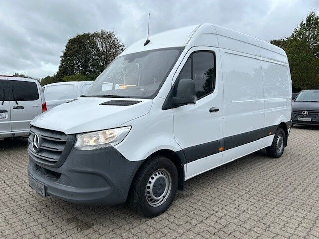 Mercedes Sprinter 214 2,2 CDi A2 Kassevogn aut. FWD