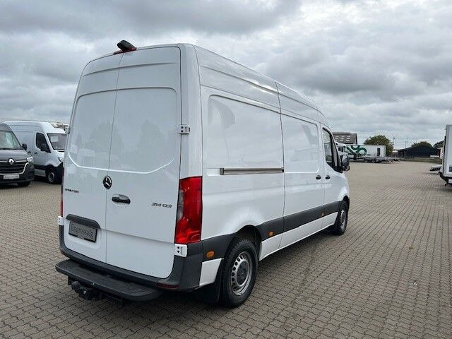 Hvid Mercedes Sprinter 214 fra 2020