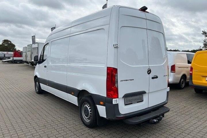 Hvid Mercedes Sprinter 214 fra 2020
