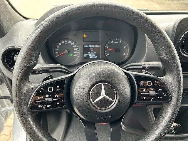 Hvid Mercedes Sprinter 214 fra 2020