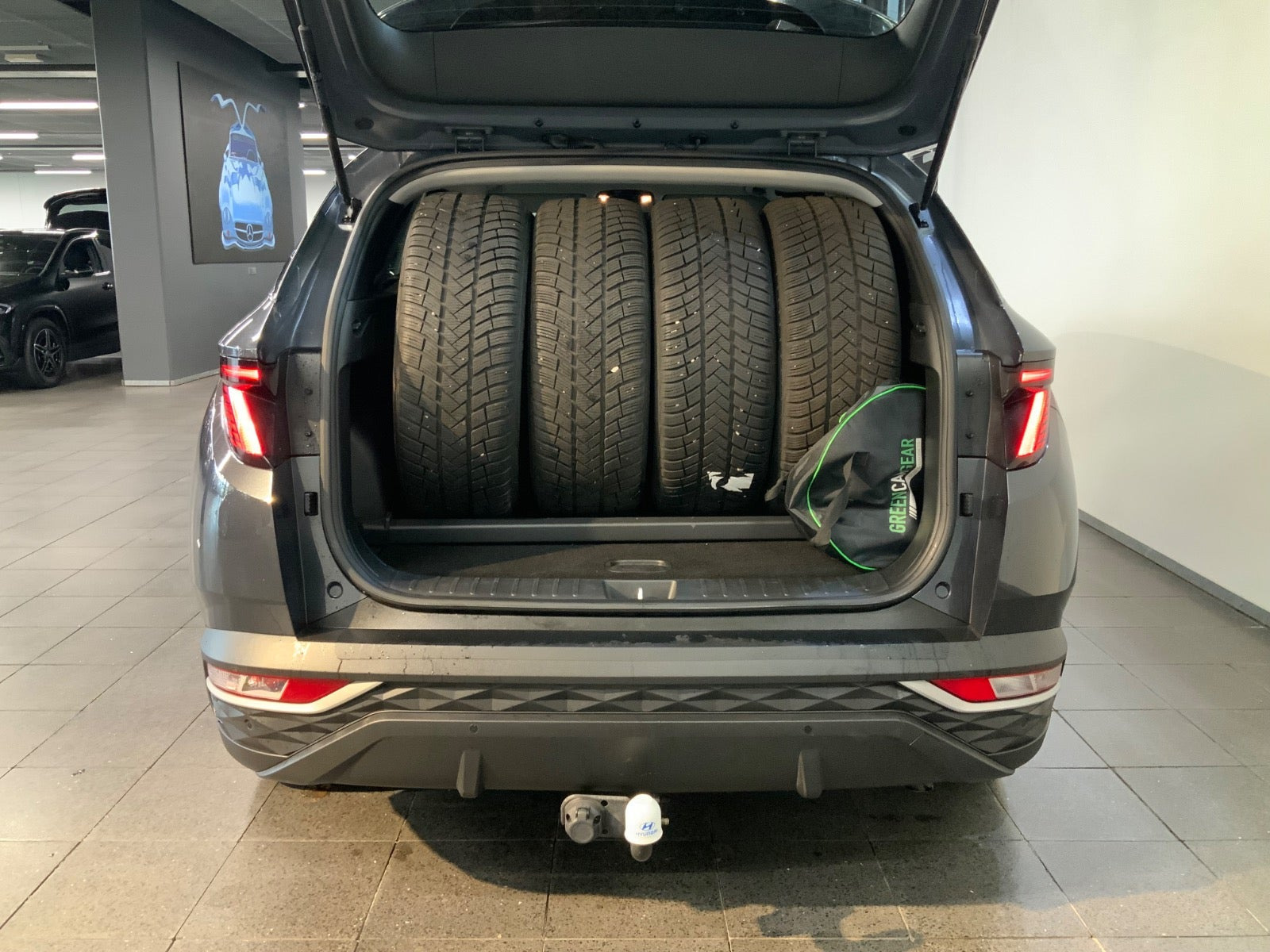 Grå Hyundai Tucson fra 2022