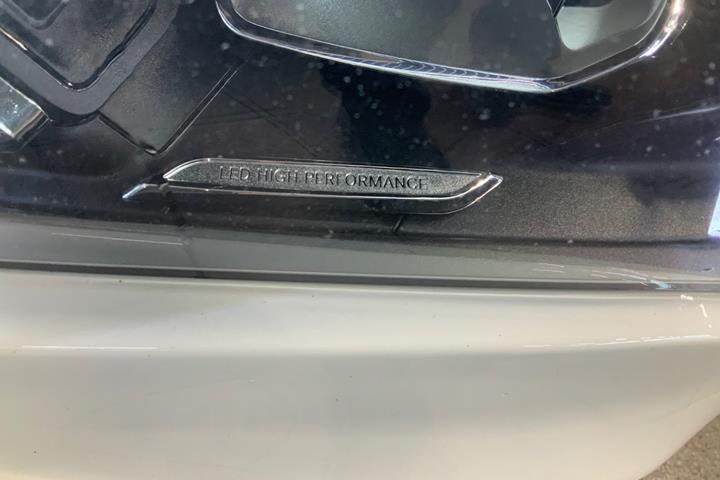 Hvid Mercedes CLA200 fra 2020