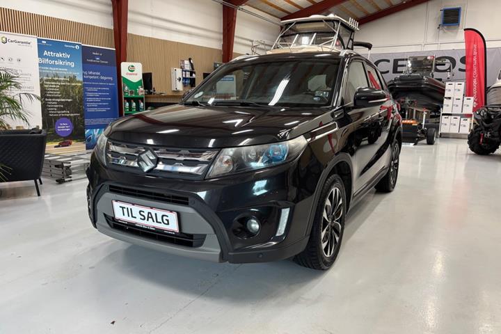 Sort Suzuki Vitara fra 2016