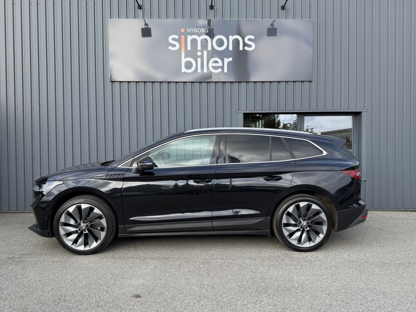 Sort Skoda Enyaq fra 2022