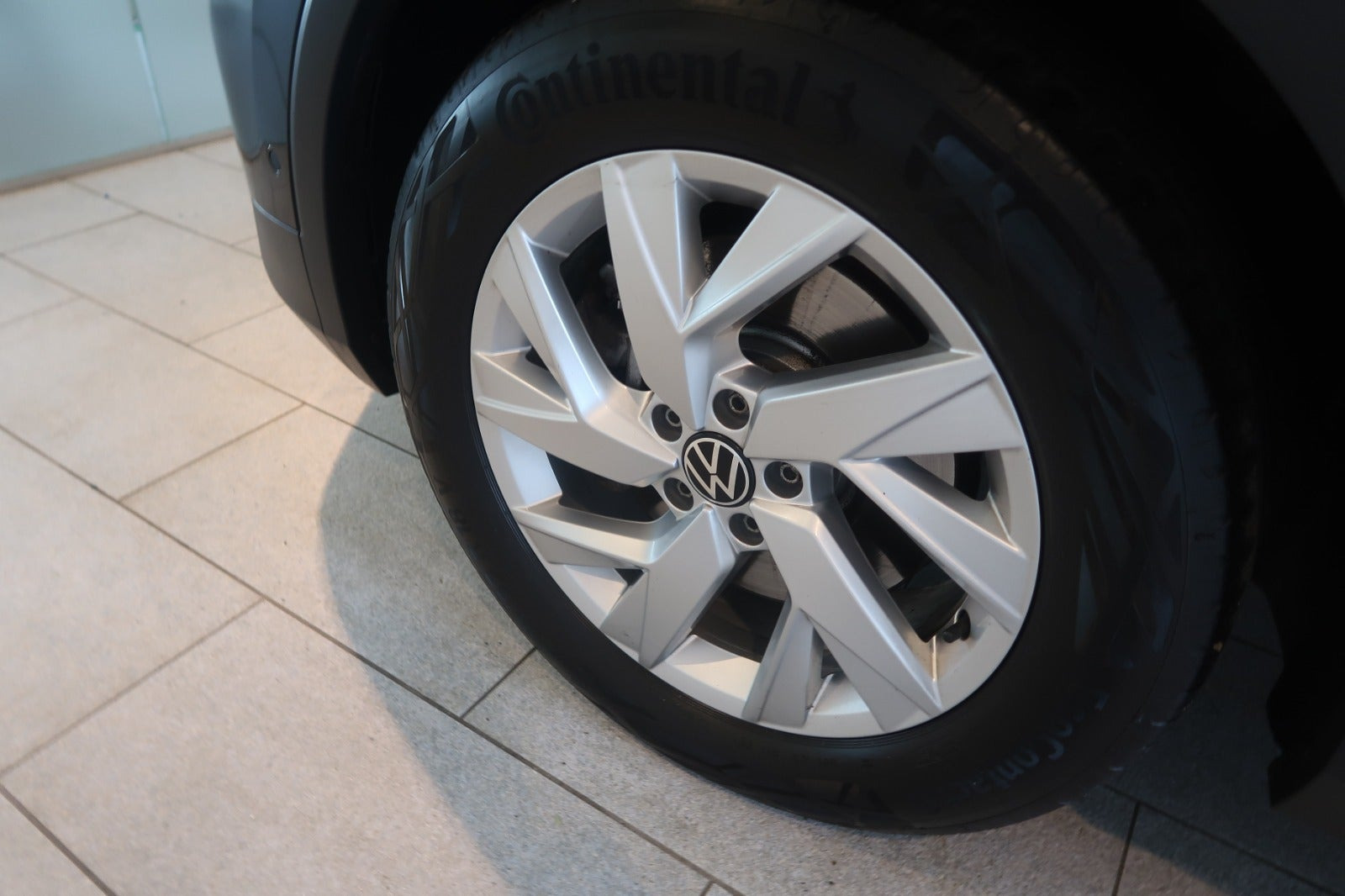 Sort VW Tiguan fra 2022