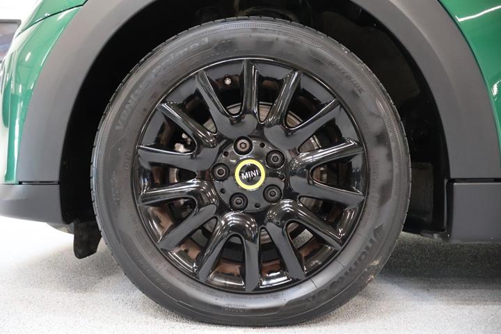 Grøn Mini Cooper SE fra 2023