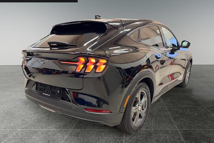 Sort Ford Mustang Mach-E fra 2021