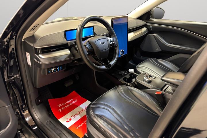 Sort Ford Mustang Mach-E fra 2021