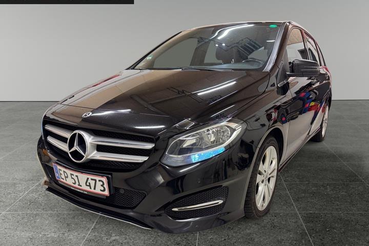 Sort Mercedes B220 d fra 2019 set udefra