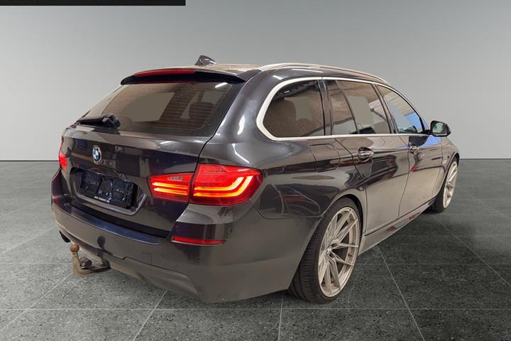 Sort BMW 520d fra 2015