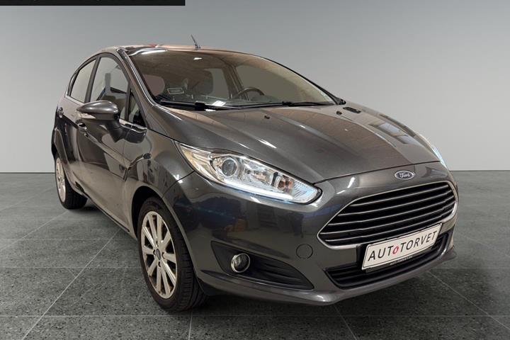 Grå Ford Fiesta fra 2016