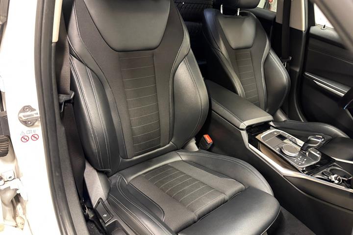 Hvid BMW 330d fra 2019