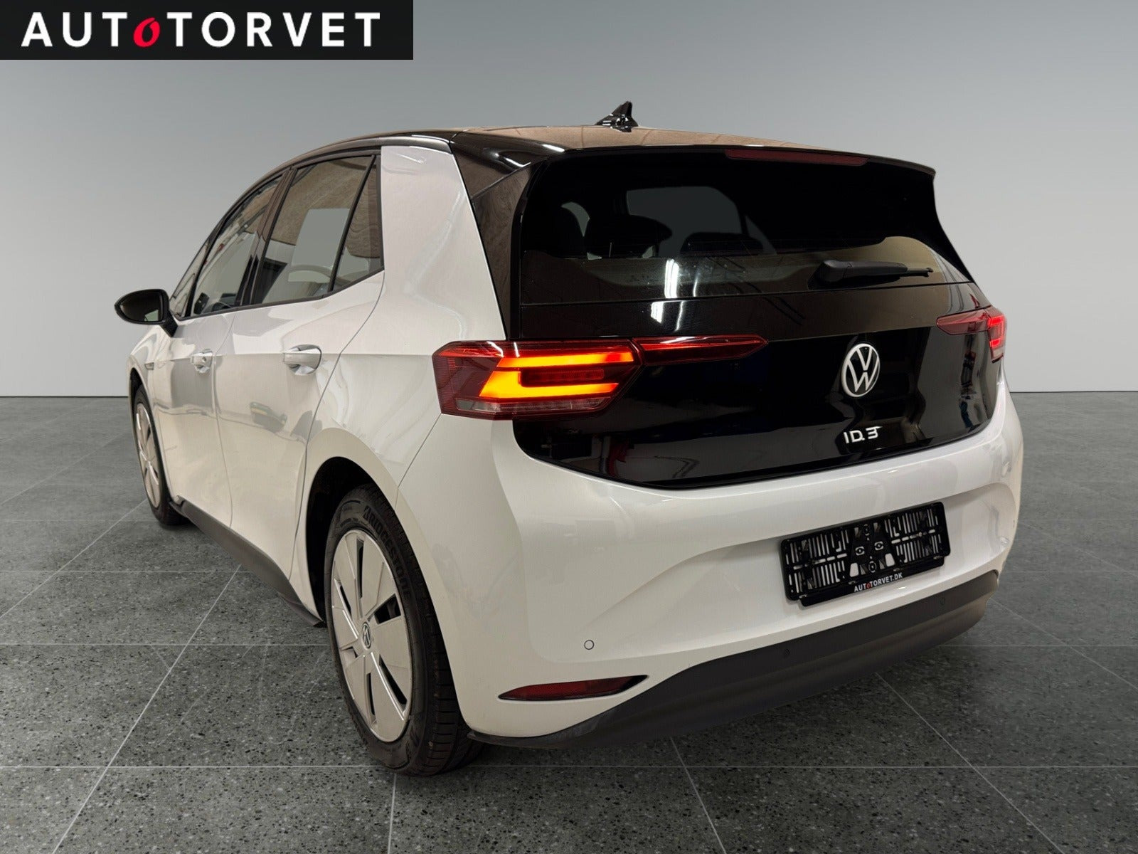 Hvid VW ID.3 fra 2023