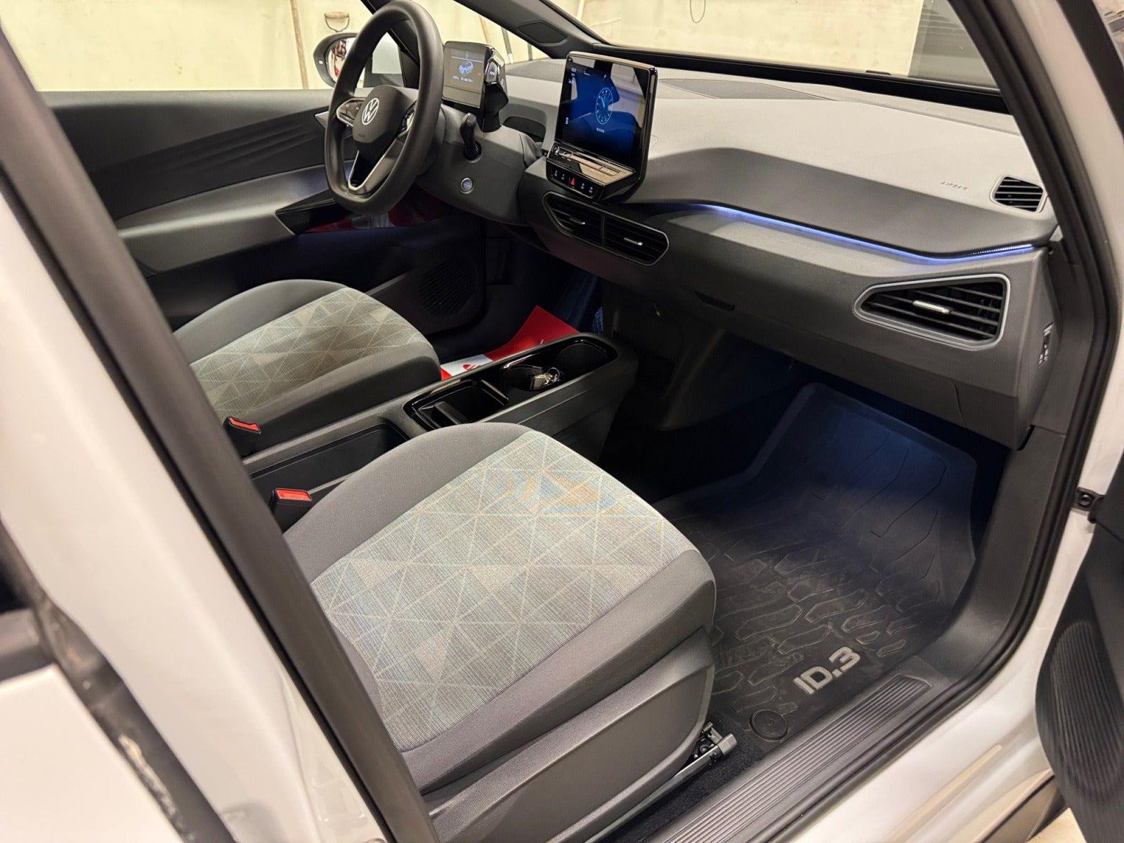 Hvid VW ID.3 fra 2023