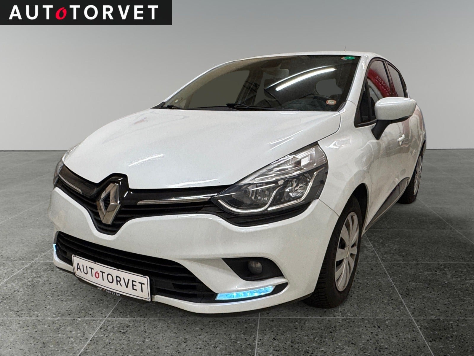 Hvid Renault Clio IV fra 2018