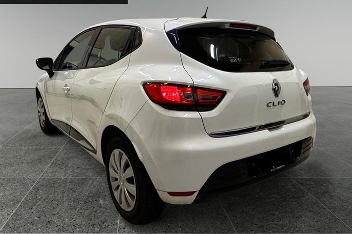 Hvid Renault Clio IV fra 2018