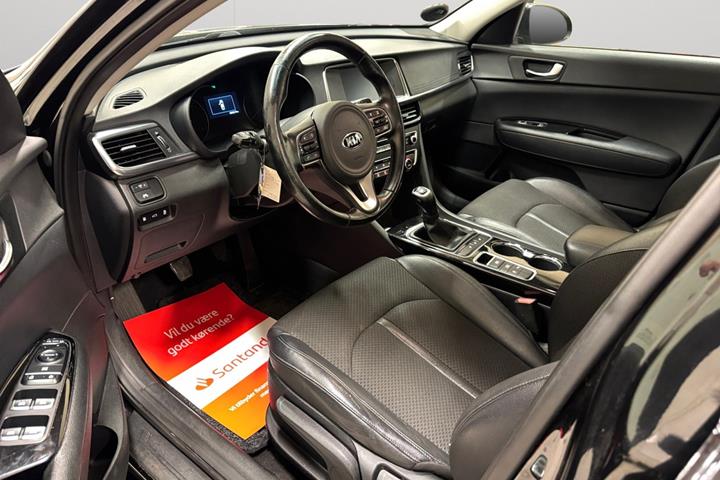 Sort Kia Optima fra 2016