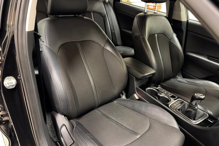 Sort Kia Optima fra 2016