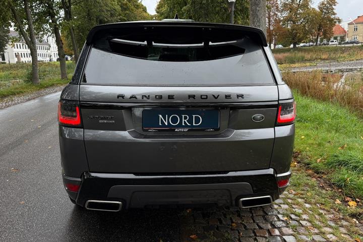 Grøn Land Rover Range Rover sport fra 2018