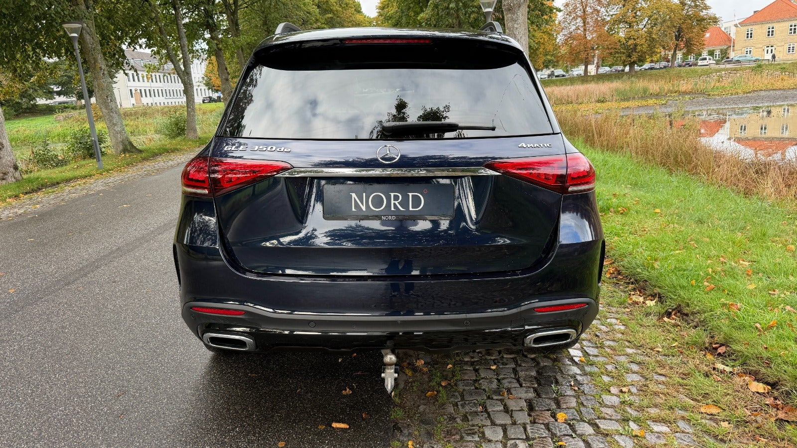 Blå Mercedes GLE350 de fra 2021