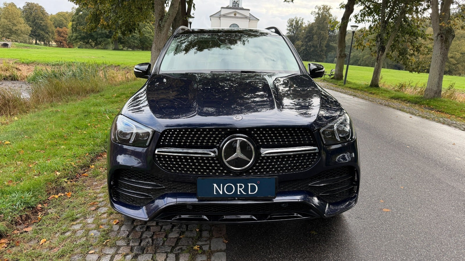 Blå Mercedes GLE350 de fra 2021