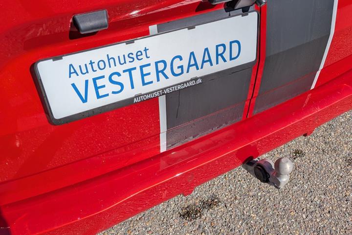 Rød Ford Transit Custom 320 L1 fra 2024