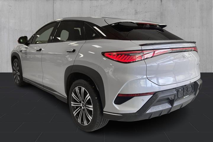 Grå BYD Sealion 7 fra 2024