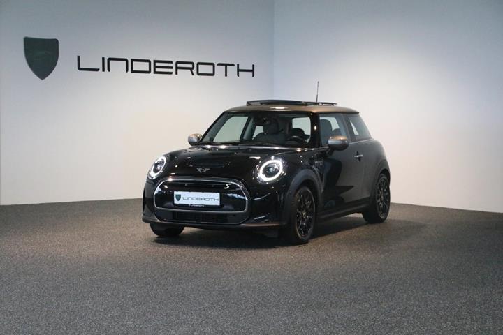Sort Mini Cooper SE fra 2023