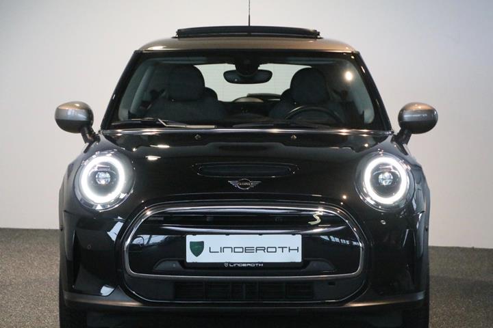 Sort Mini Cooper SE fra 2023