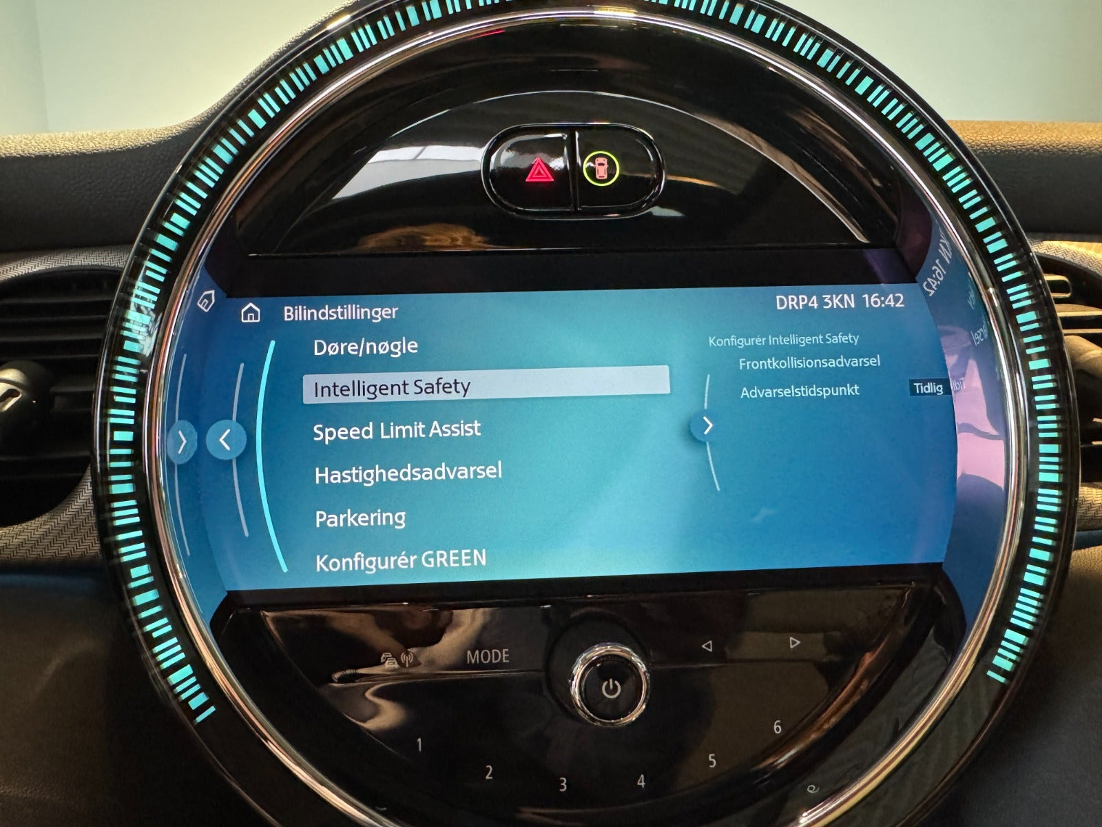 Sort Mini Cooper SE fra 2023