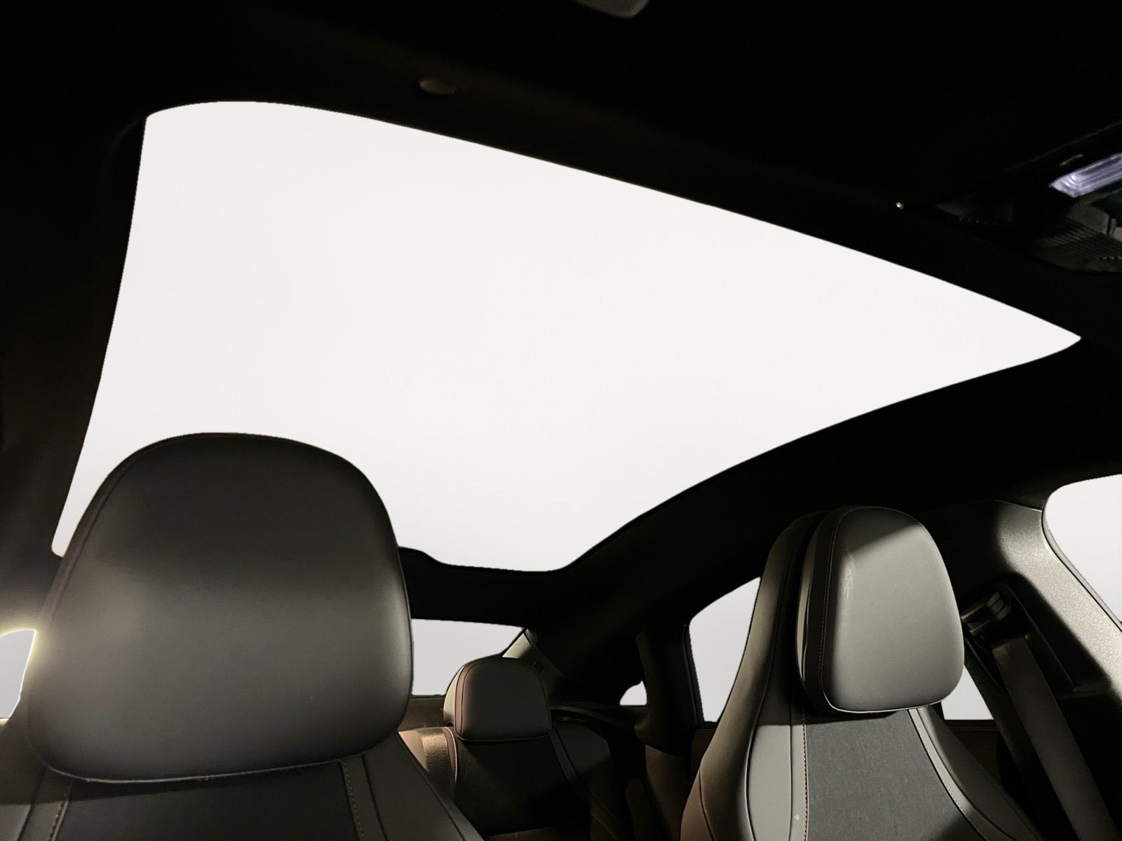 Sort Mercedes CLA250+ fra 2025