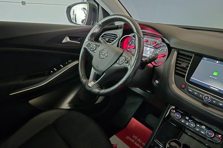 Grå Opel Grandland X fra 2019