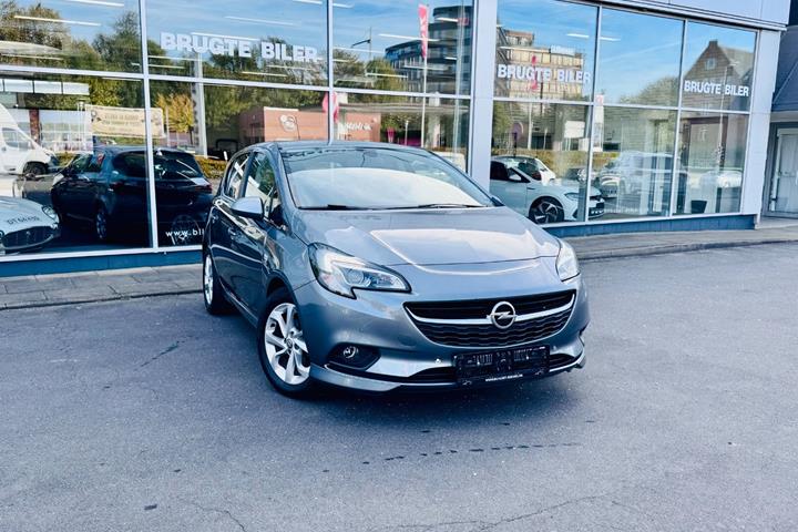 Grå Opel Corsa fra 2019 set udefra