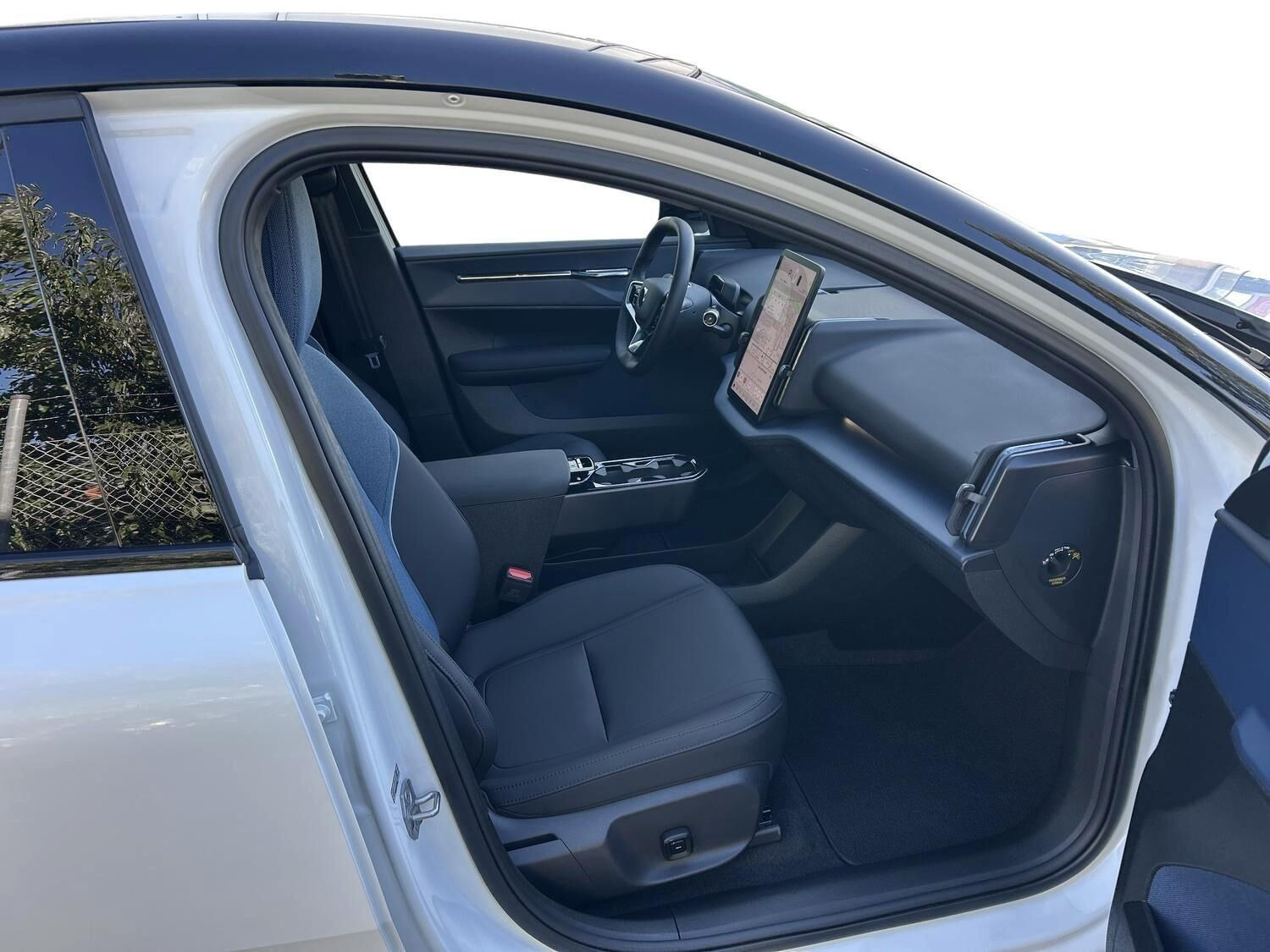 undefined Volvo EX30 Cross Country fra 2025