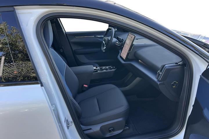 undefined Volvo EX30 Cross Country fra 2025
