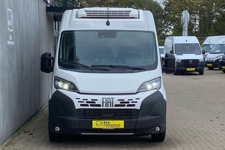 Hvid Fiat Ducato fra 2026