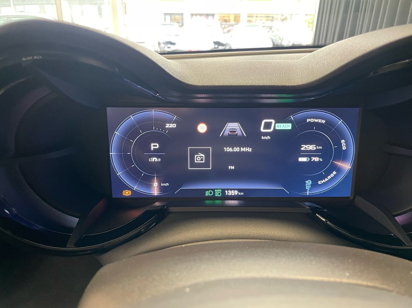 Grå Alfa Romeo Junior fra 2025