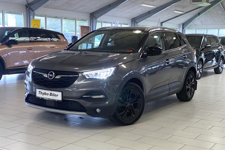 Grå Opel Grandland X fra 2021
