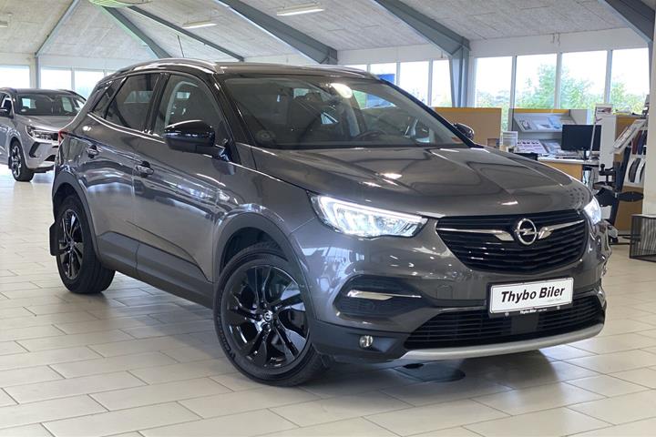 Grå Opel Grandland X fra 2021