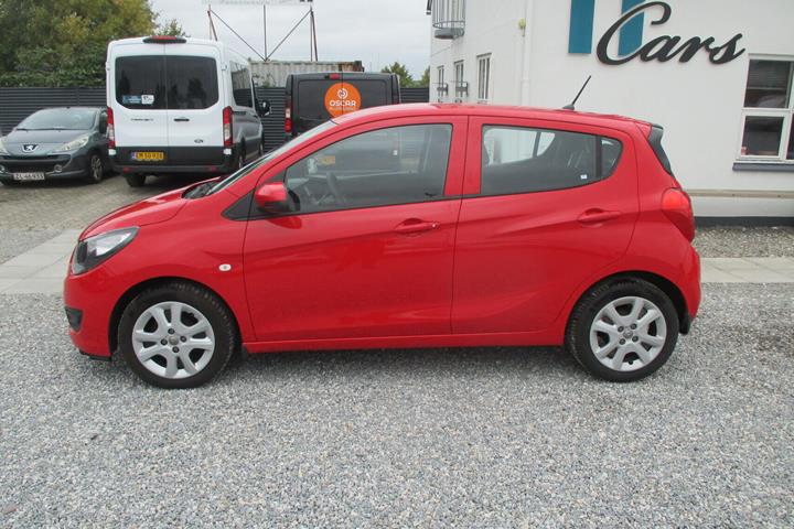 Rød Opel Karl fra 2018
