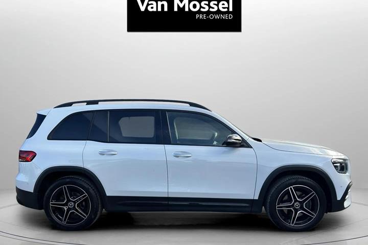 Hvid Mercedes GLB200 fra 2022