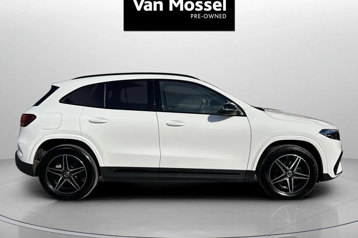 Sort Mercedes EQA250+ fra 2026