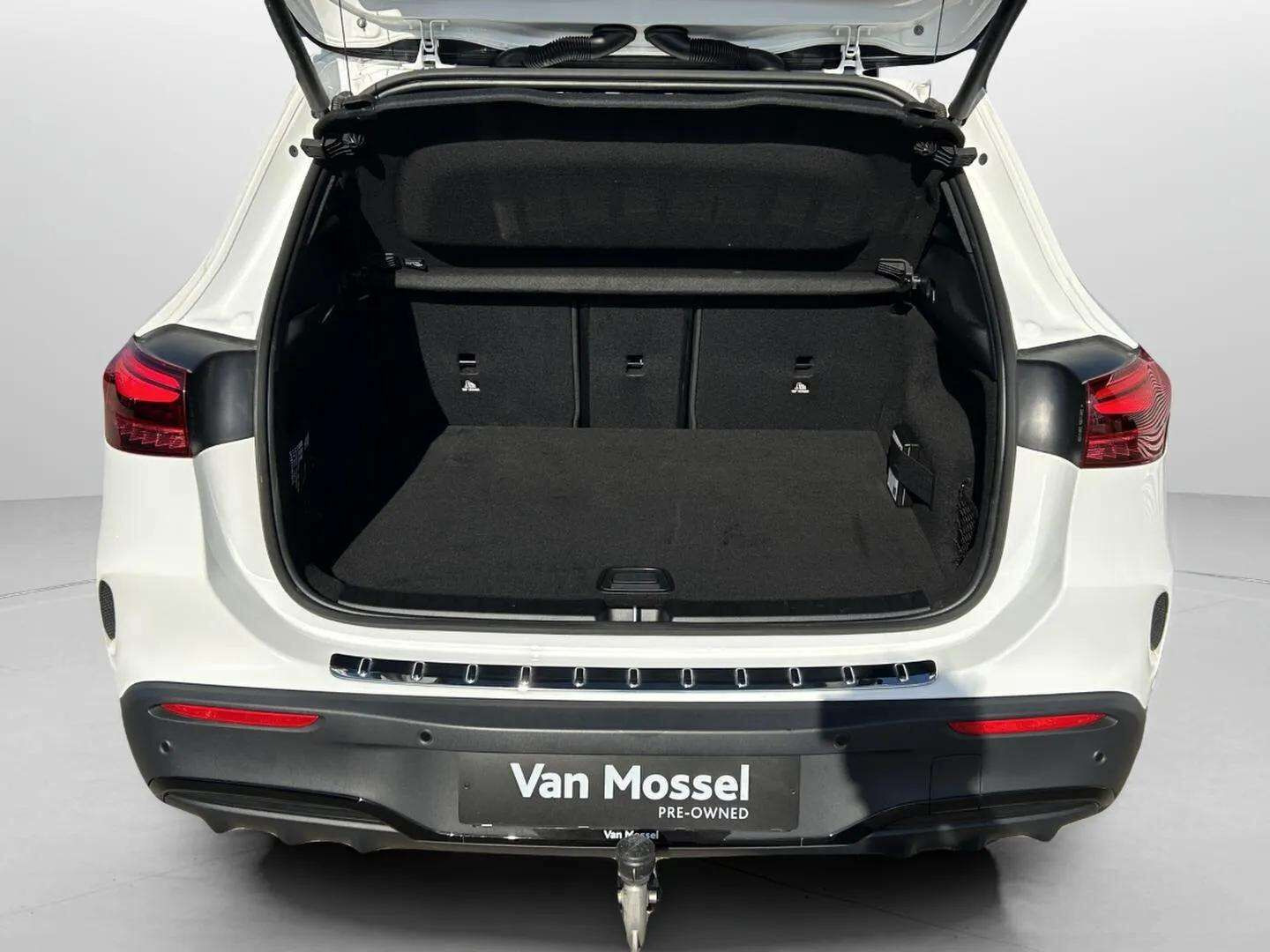 Sort Mercedes EQA250+ fra 2026