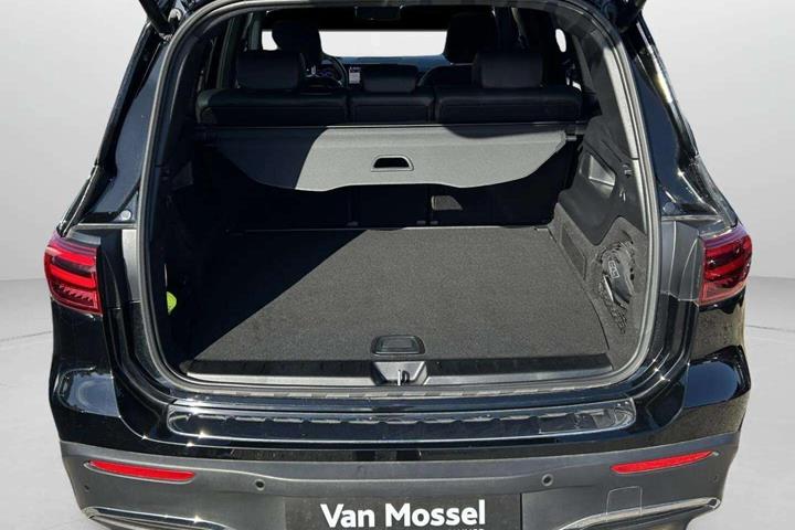 Sort Mercedes EQB250+ fra 2025