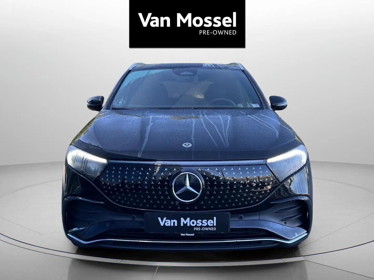 Sort Mercedes EQA250+ fra 2025
