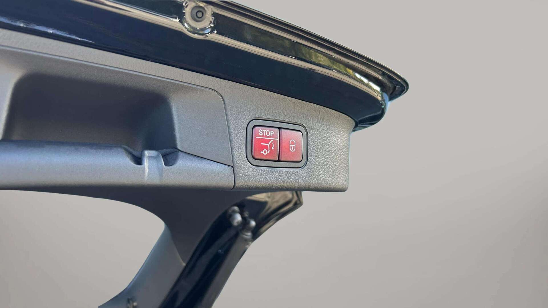 Sort Mercedes EQA250+ fra 2025