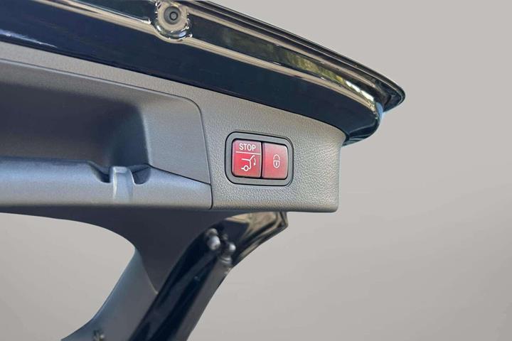 Sort Mercedes EQA250+ fra 2025