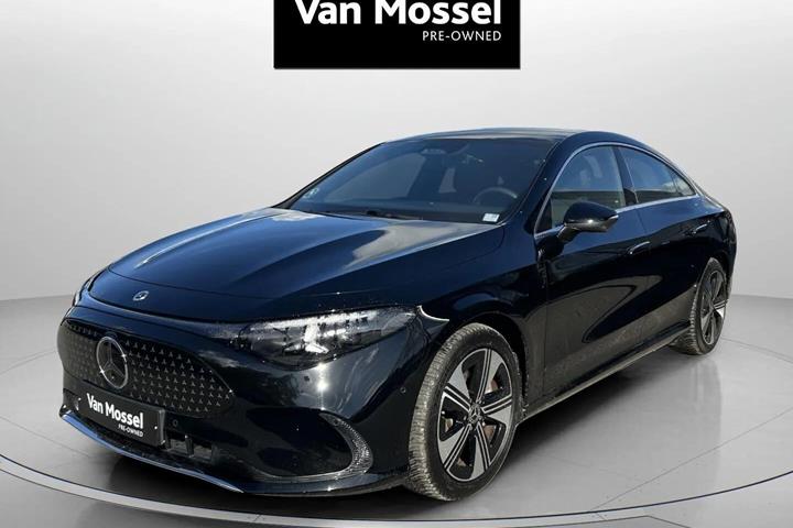Sort Mercedes CLA250+ fra 2025